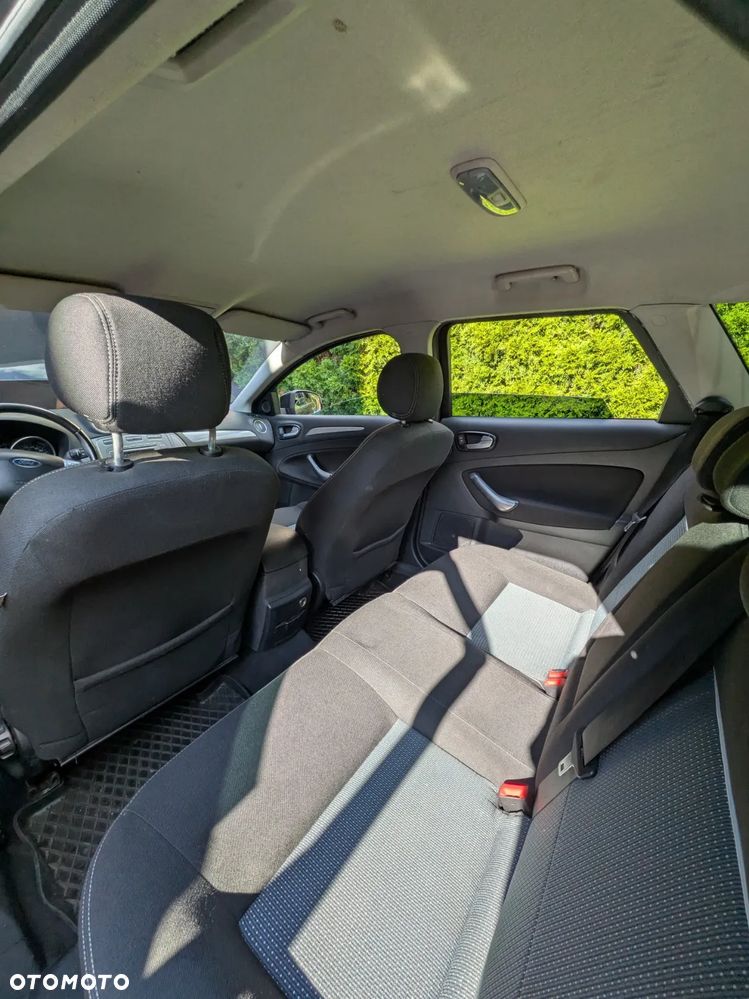 Ford Mondeo - 14