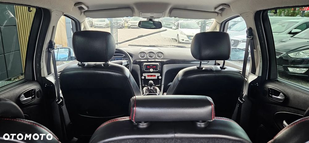 Ford S-Max - 38