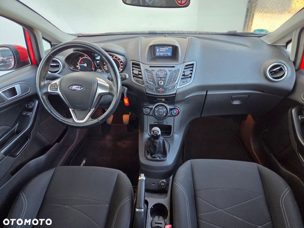 Ford Fiesta - 9