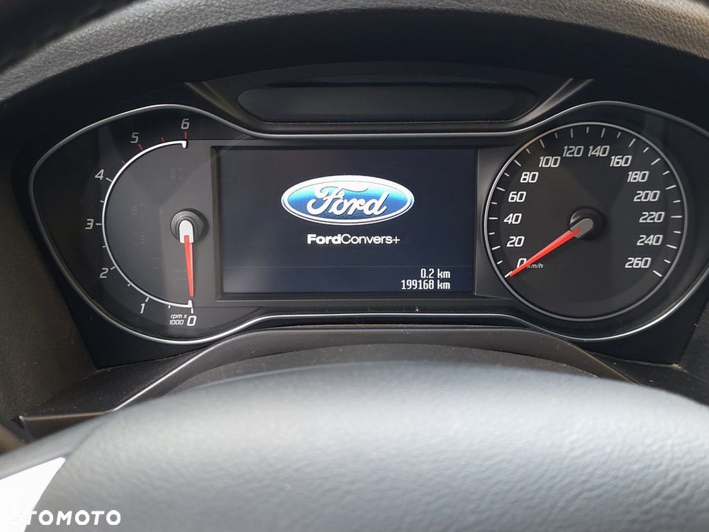 Ford S-Max - 19