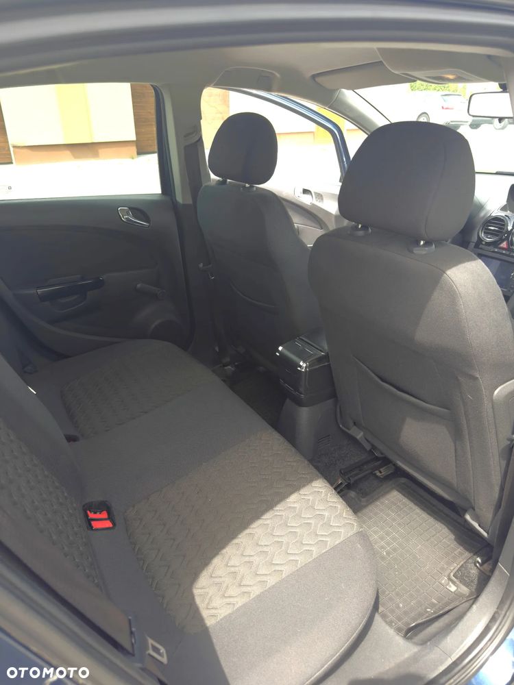 Opel Corsa 1.2 16V Graphite - 24