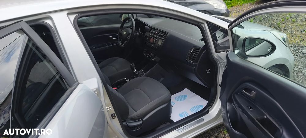 Kia Rio 1.4 CRDI Platinum Edition - 6