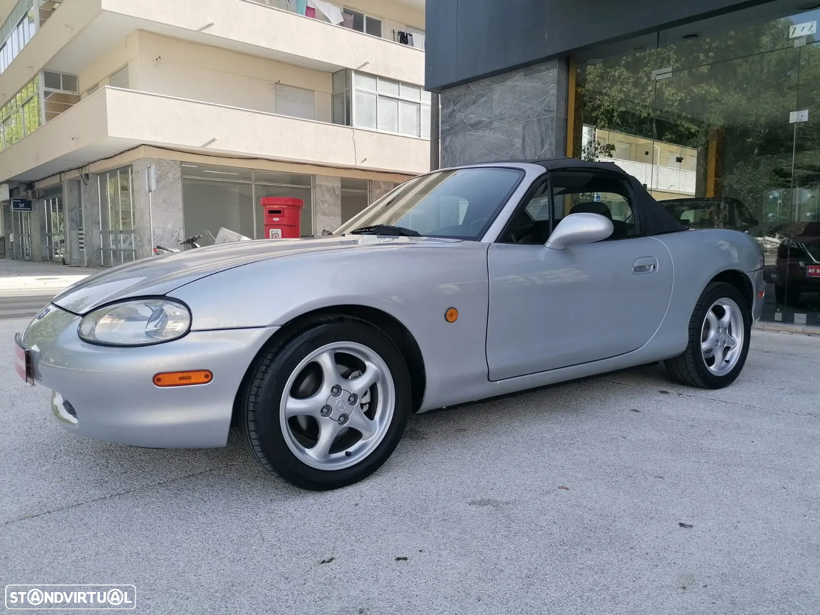 Mazda MX-5 1.8 16V - 18