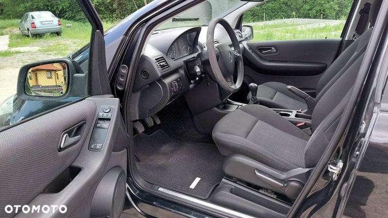 Mercedes-Benz Klasa A 160 BlueEFFICIENCY Elegance - 12