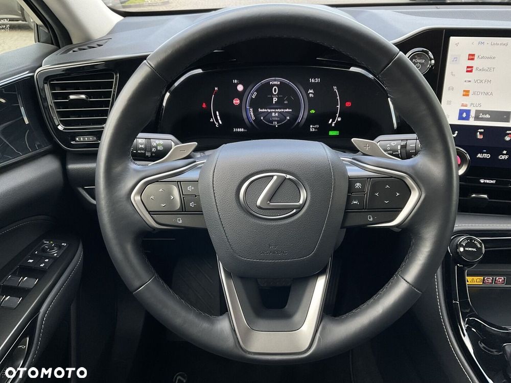 Lexus NX 350h Prestige AWD - 24
