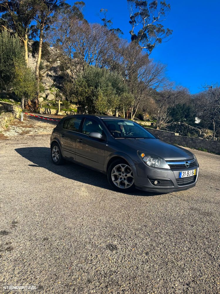 Opel Astra 1.7 CDTI Elegance - 1
