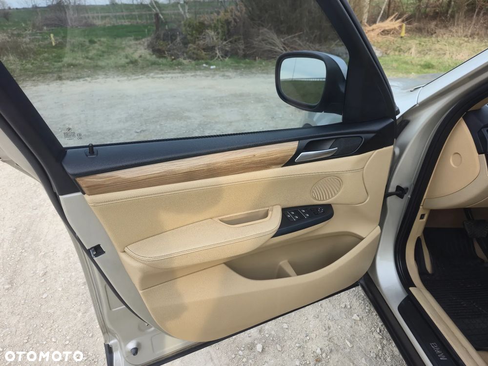 BMW X3 xDrive28i Sport-Aut Advantage - 17