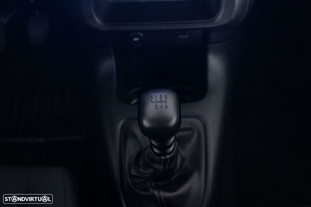 Citroën C3 1.2 PureTech Plus - 21