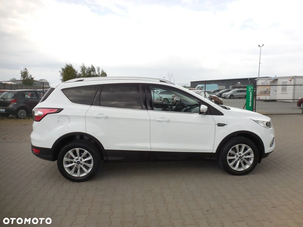 Ford Kuga - 8