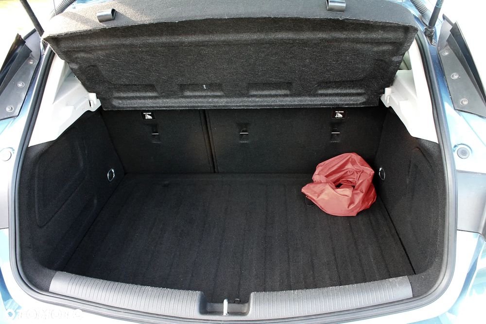 Opel Astra 1.4 Turbo Innovation - 21