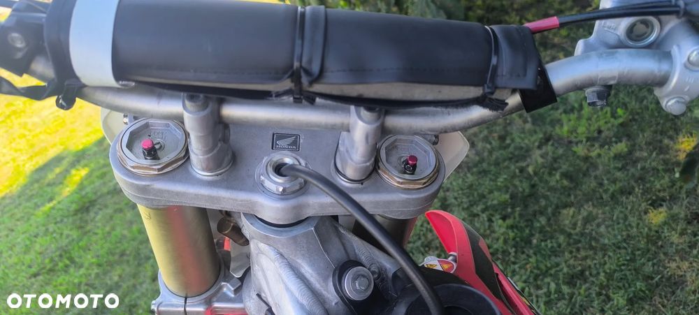 Honda CRF - 11