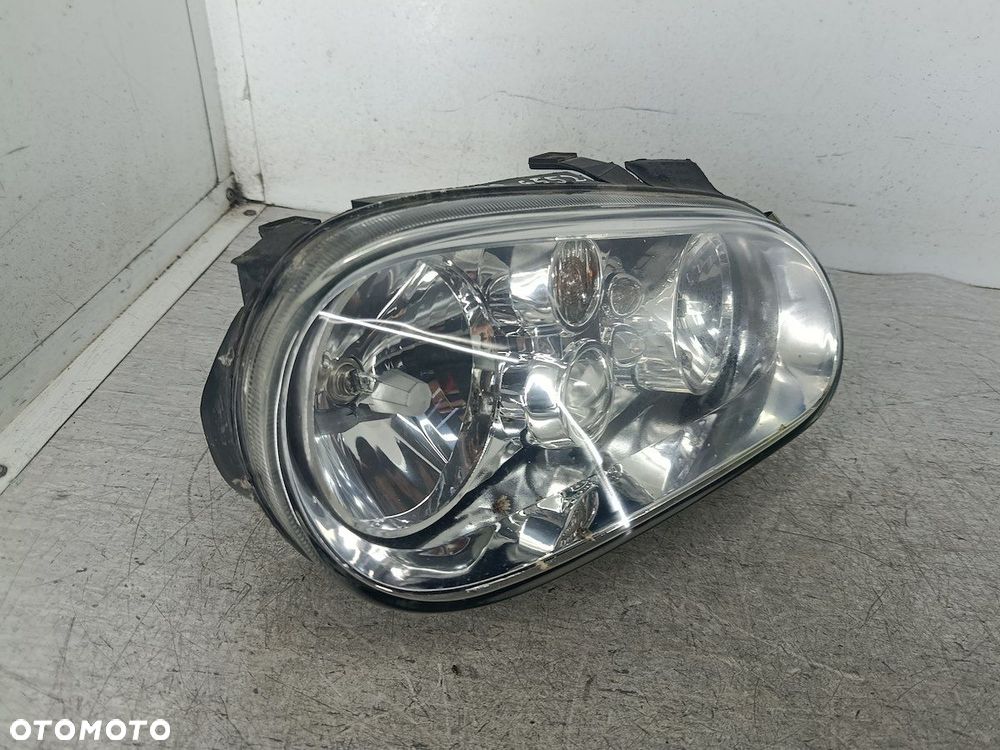 LAMPA PRZÓD PRAWA VW GOLF IV - 5