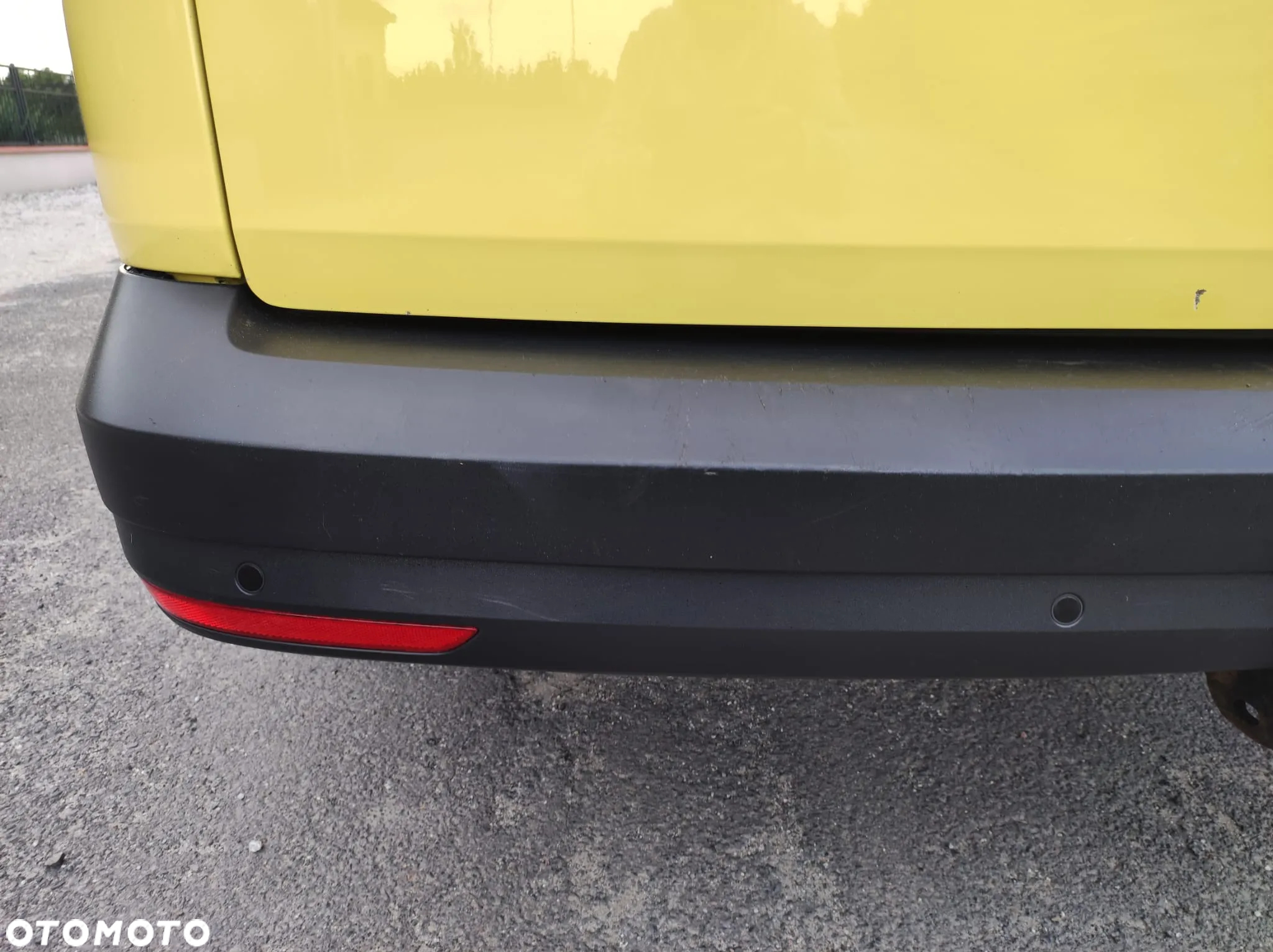 Volkswagen Caddy Maxi - 23