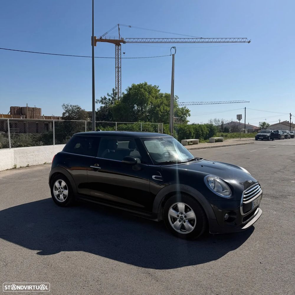 MINI 3 Portas One - 4