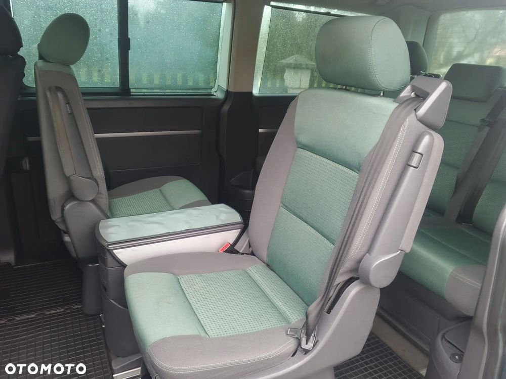 Volkswagen Multivan - 6