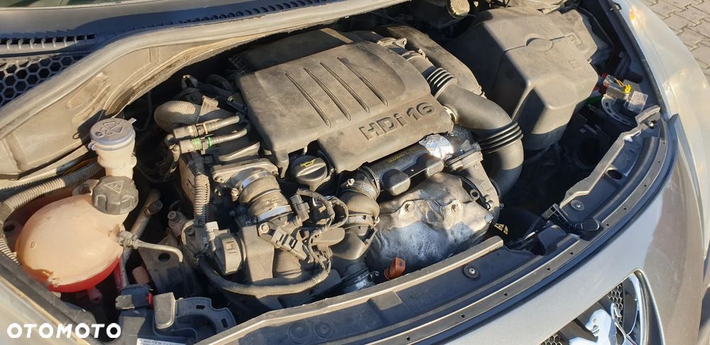 Peugeot 207 1.6 HDi - 14