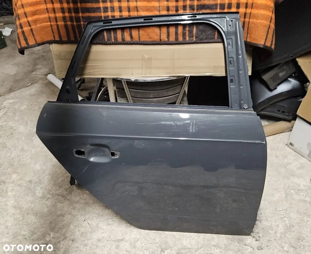 Idealne Drzwi Prawe tył Audi A3 8V Hatchback
