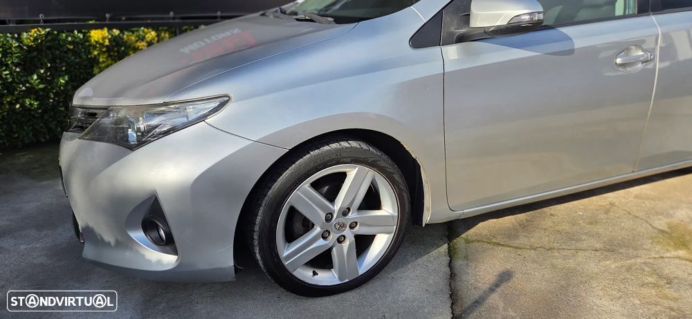 Toyota Auris Touring Sports 1.4 D-4D Com+P.Sport - 9