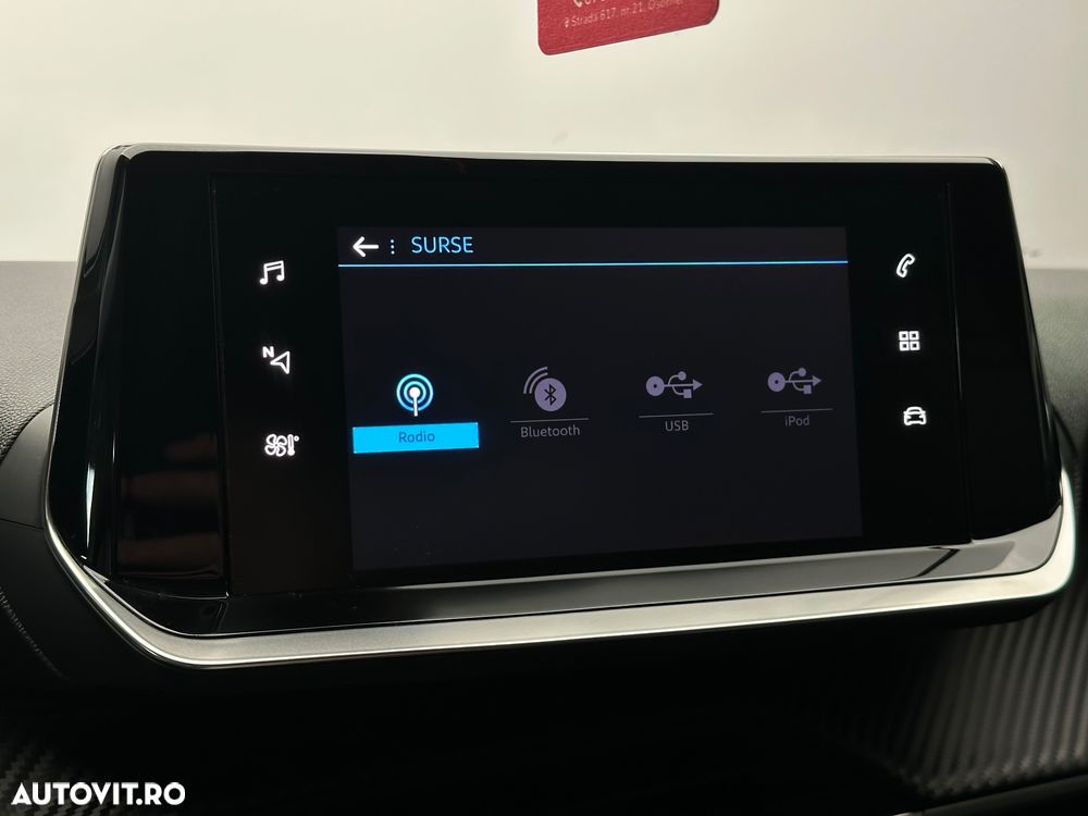 Peugeot 2008 PureTech 130 EAT8 Allure - 18