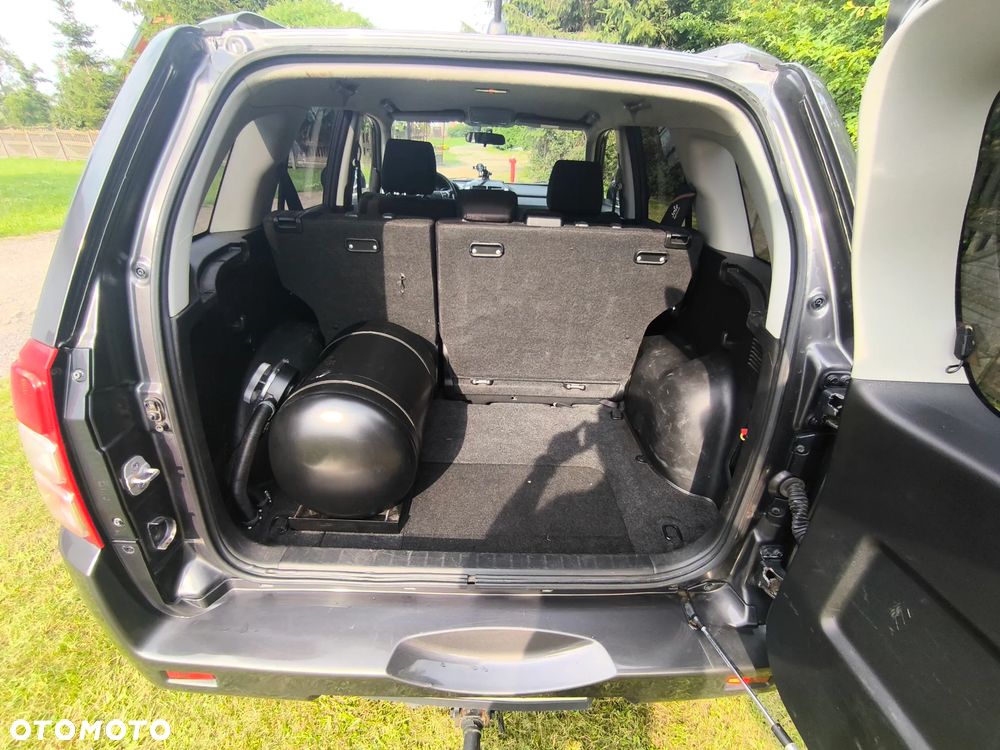 Suzuki Grand Vitara 2.4 Elegance EU5 - 21