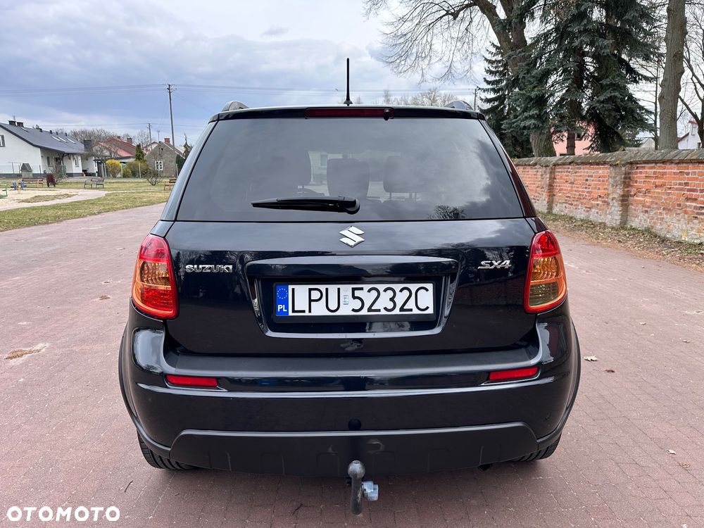 Suzuki SX4 - 10