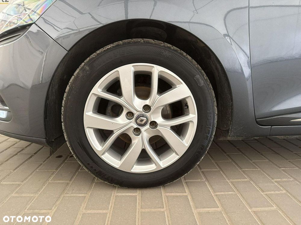Renault Clio - 20