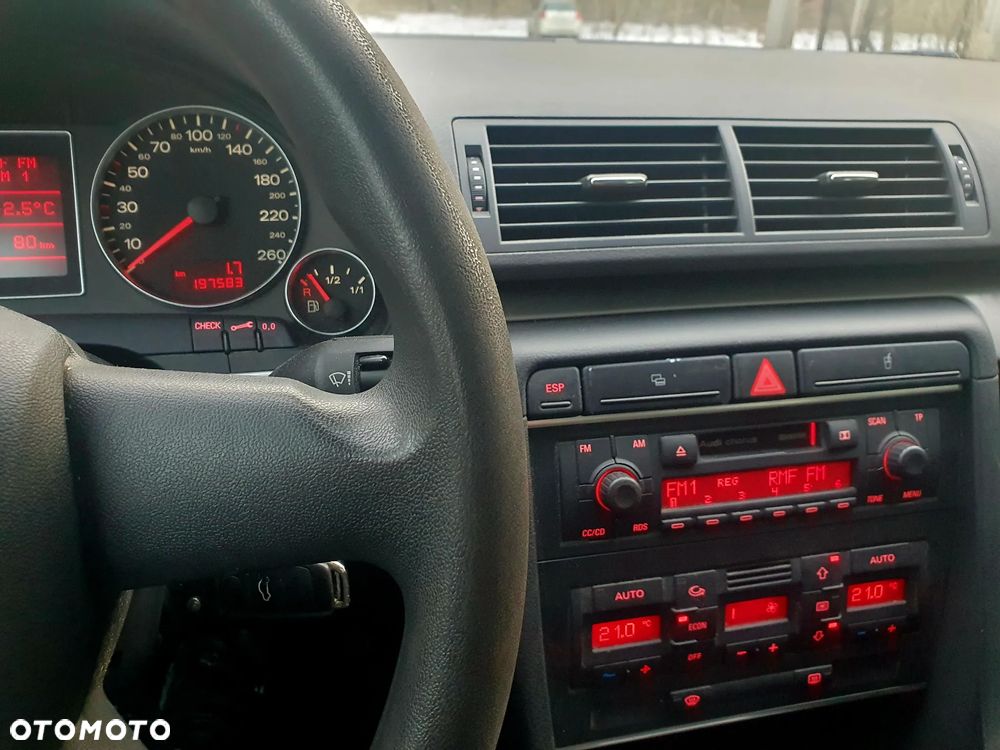 Audi A4 Avant 1.6 - 13