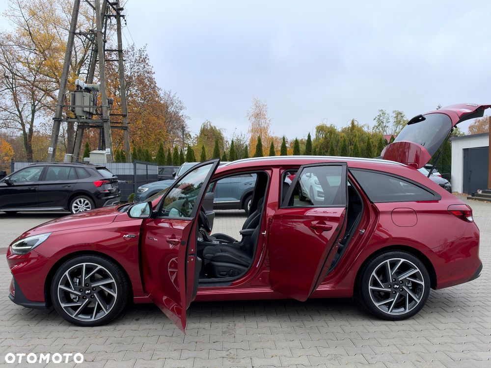 Hyundai i30 1.5 T-GDI 48V-Hybrid DCT N-Line - 17