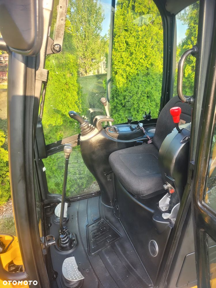 JCB 8016 - 6