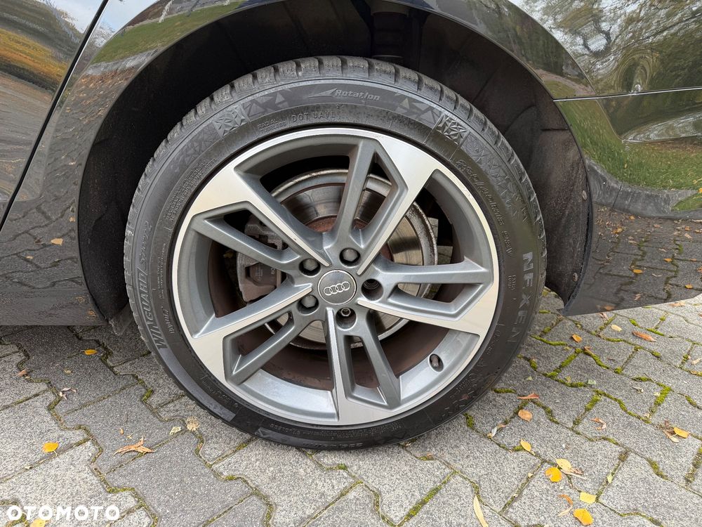 Audi A4 Limousine 40 TFSI mHEV S tronic - 14