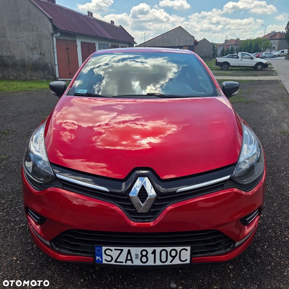 Renault Clio 1.2 16V Limited Plus - 10