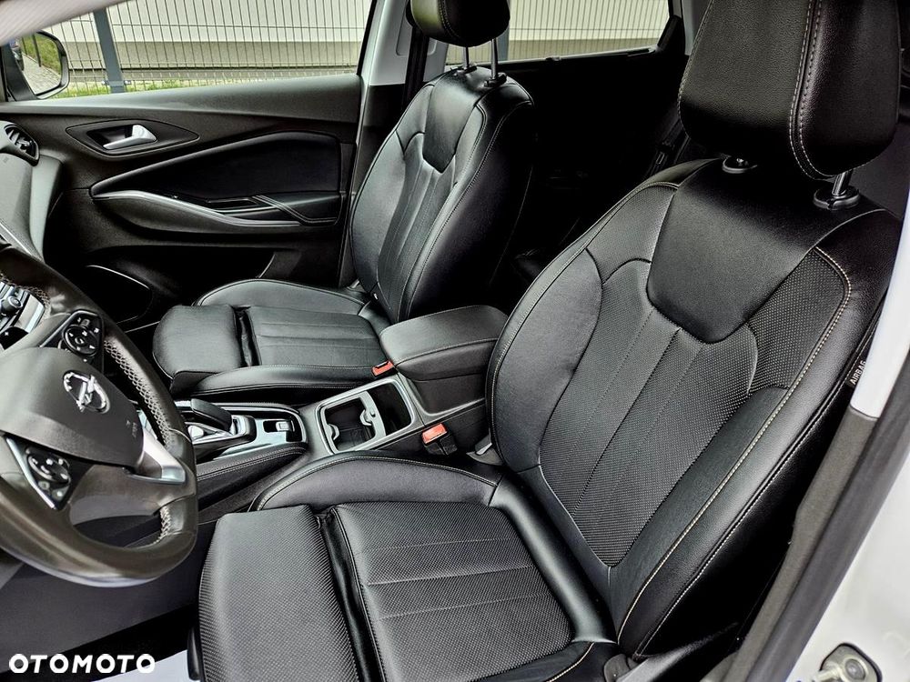 Opel Grandland X 1.6 T PHEV 4x4 Ultimate - 24