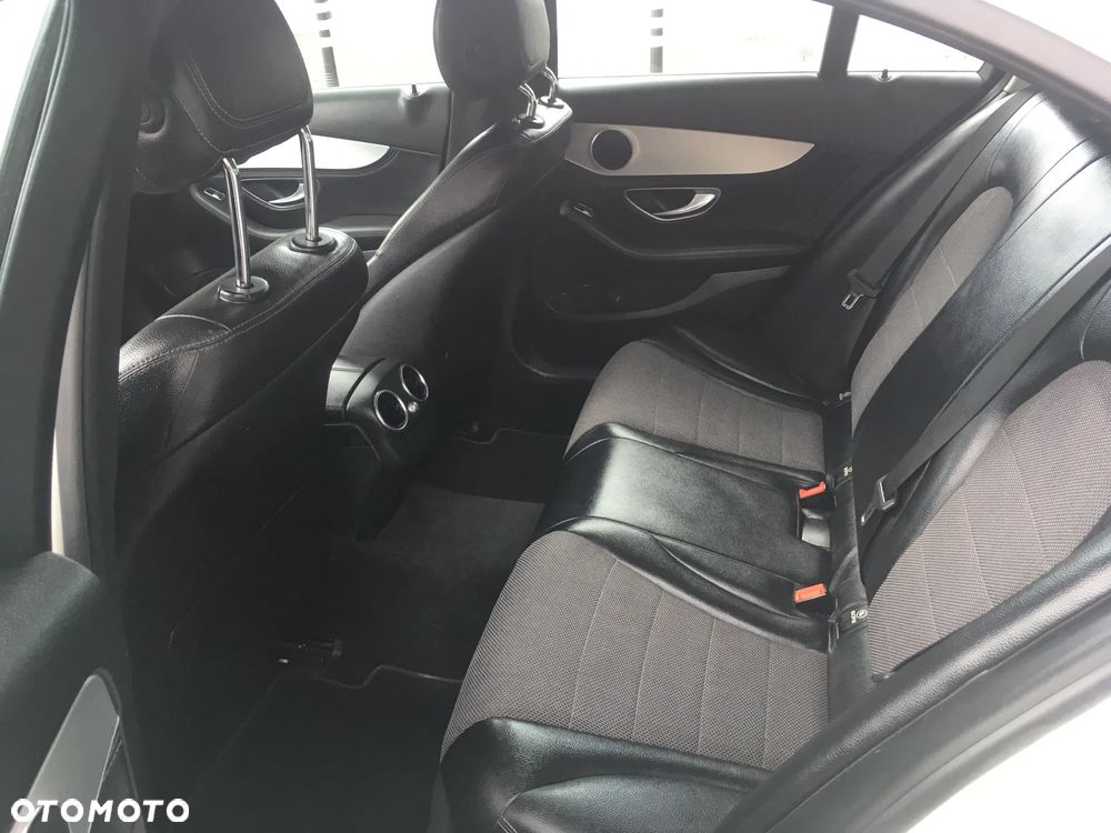 Mercedes-Benz Klasa C 220 (BlueTEC) d 7G-TRONIC Avantgarde - 20