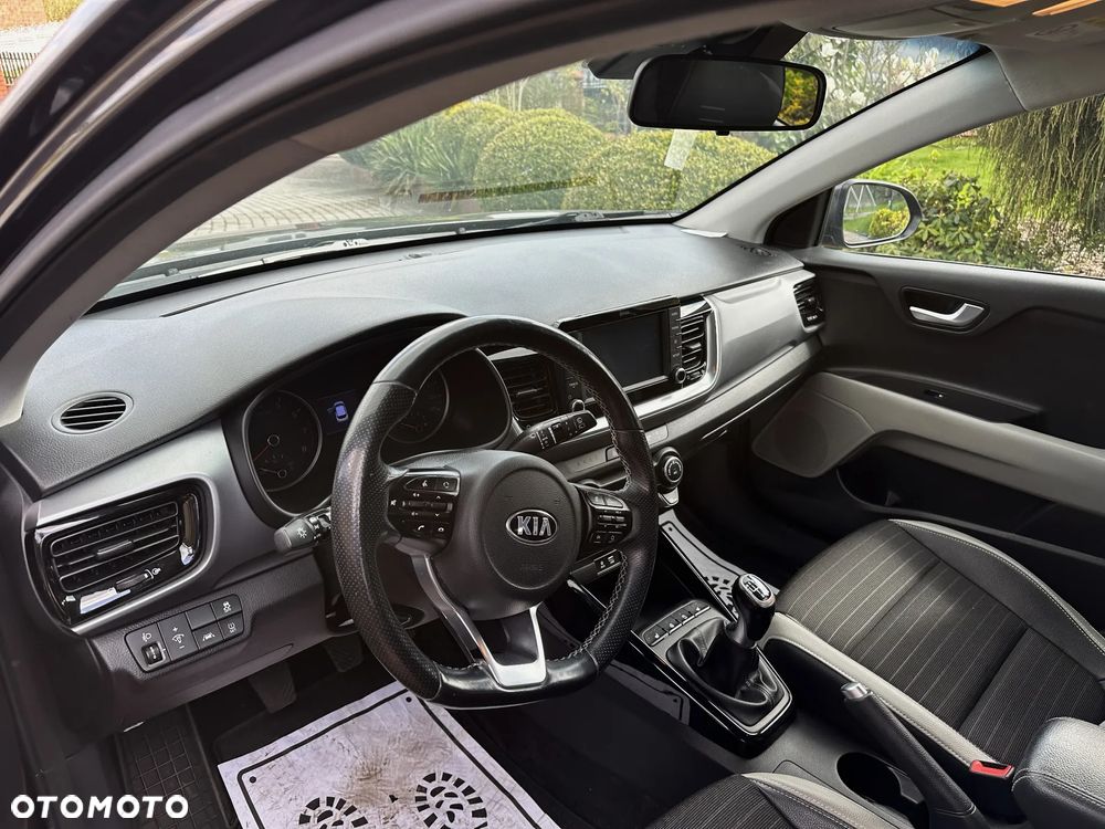 Kia Stonic 1.0 T-GDI M - 25