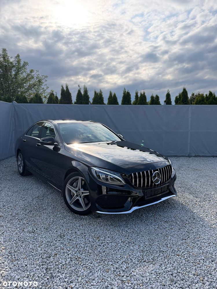 Mercedes-Benz Klasa C 300 7G-TRONIC AMG Line - 13