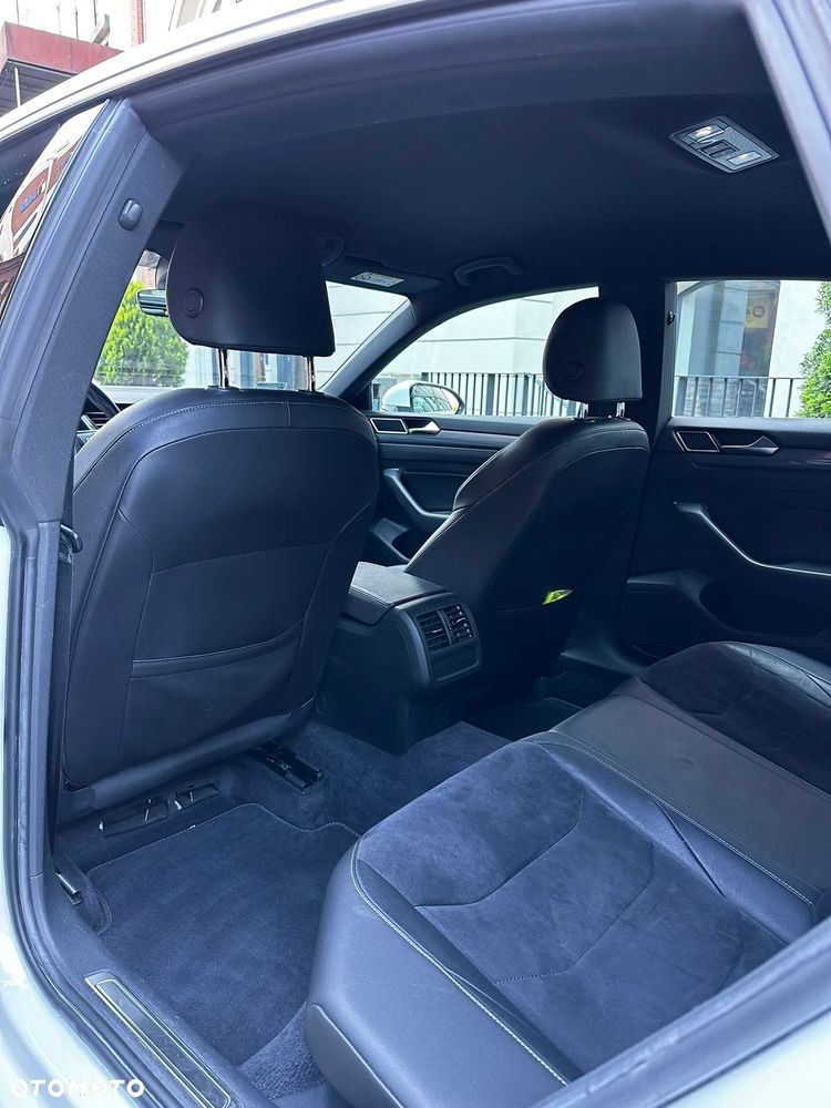 Volkswagen Arteon 2.0 TSI R-Line DSG - 10