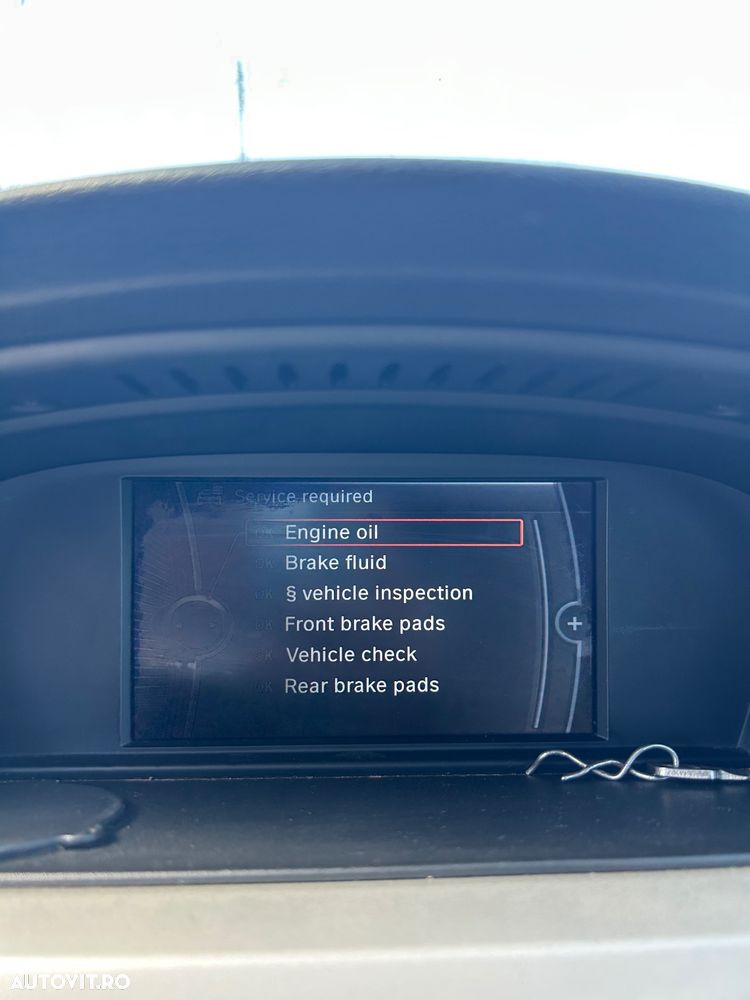 BMW Seria 3 318d - 9