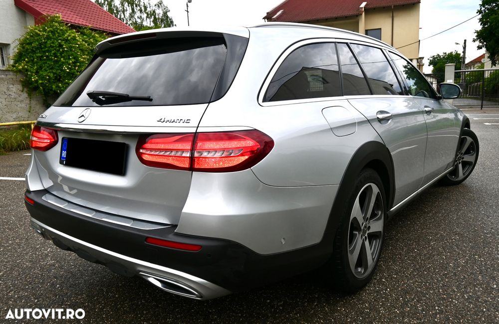 Mercedes-Benz E 220 d 4Matic All-Terrain 9G-TRONIC Avantgarde - 4
