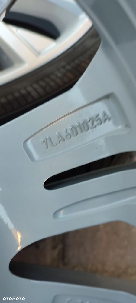 Koła Felgi Aluminiowe Oryg Volkswagen T6 Multivan T5 17 Cali 5x120 Et55 Continental 215/60/17C 2021r 4x8,5mm Idealne !! Starogard Gdański - 14