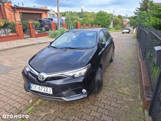Toyota Auris 1.6 Premium - 3