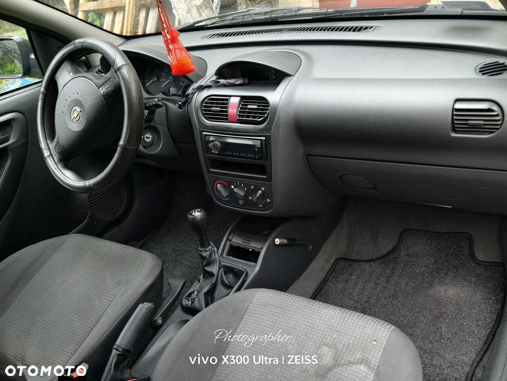 Opel Corsa 1.2 16V Comfort - 5
