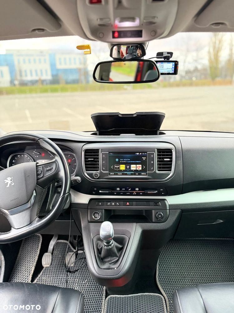 Peugeot Traveller - 20