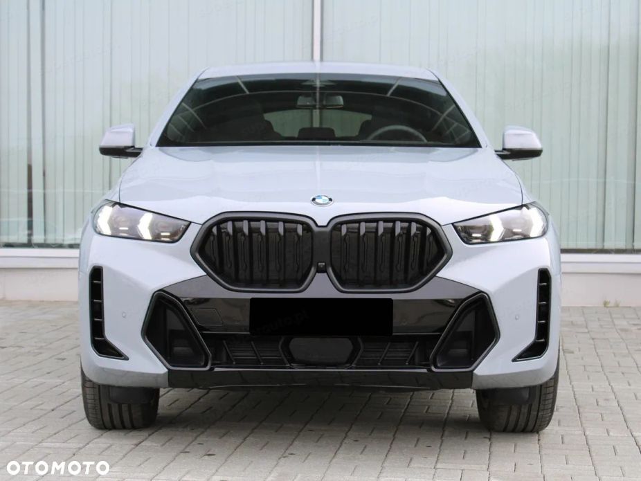 BMW X6 xDrive40i mHEV sport - 9