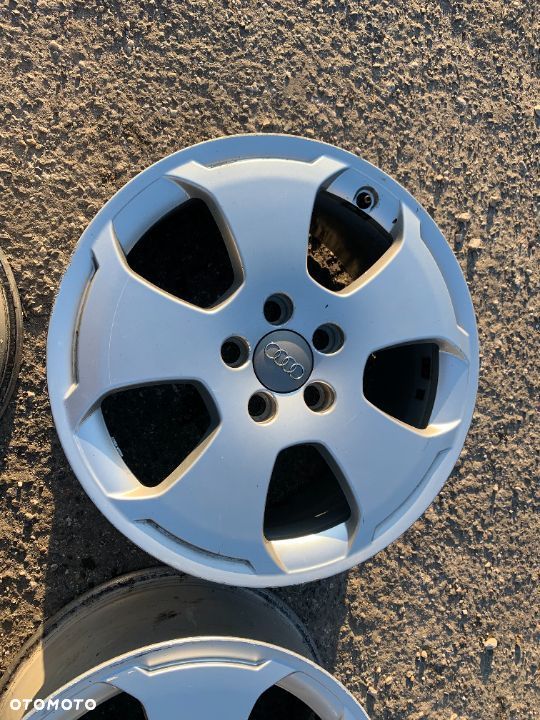 5x112 Felgi Aluminiowe Audi 7,5jx17 17" ET50 - 5