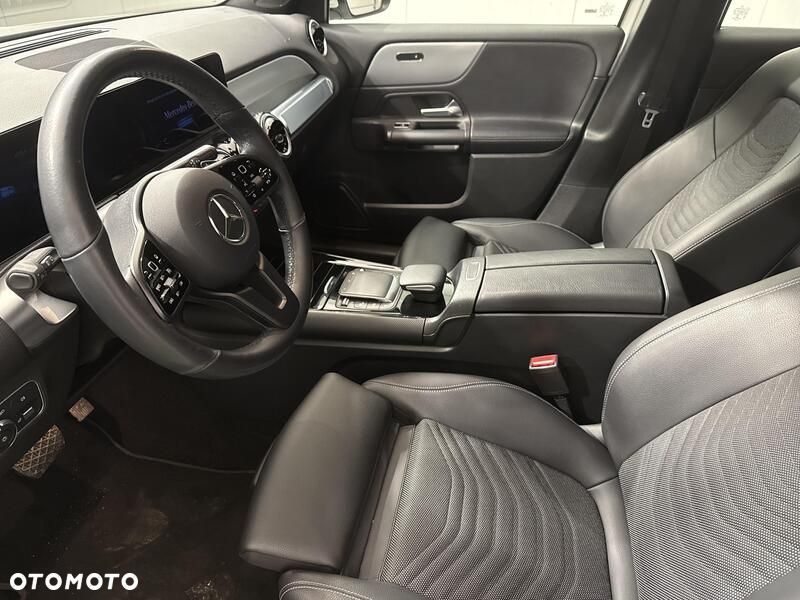 Mercedes-Benz GLB 200 7G-DCT - 11