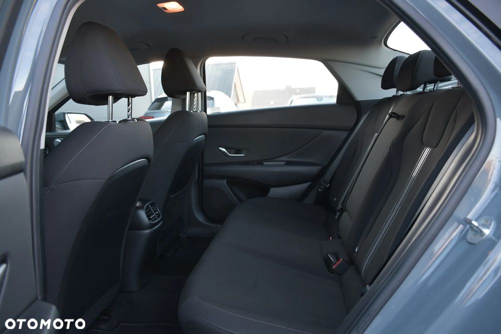 Hyundai Elantra 1.6 Smart - 20