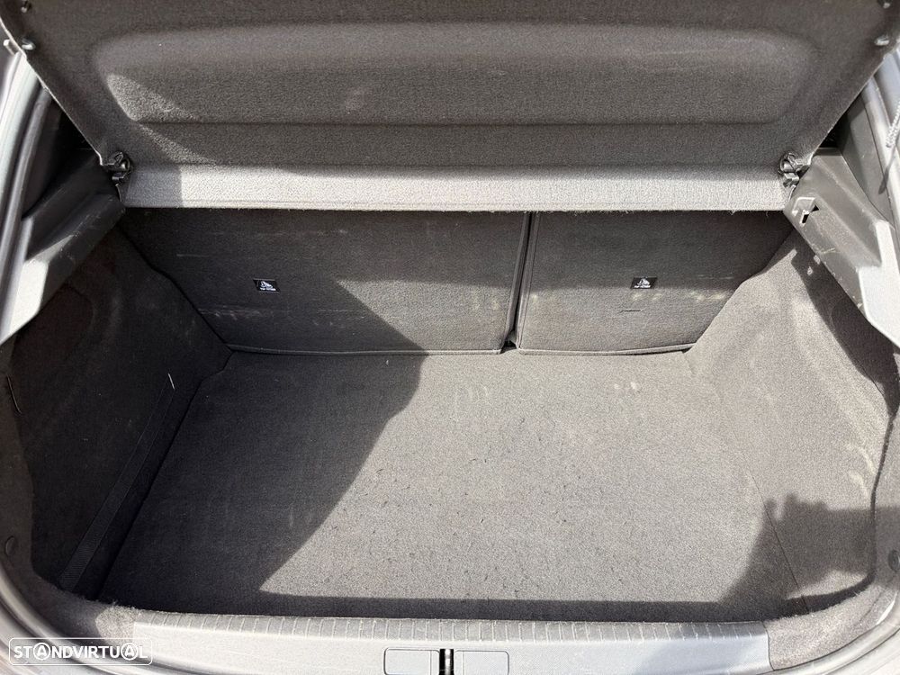 Peugeot 208 1.2 PureTech Allure Pack EAT8 - 14