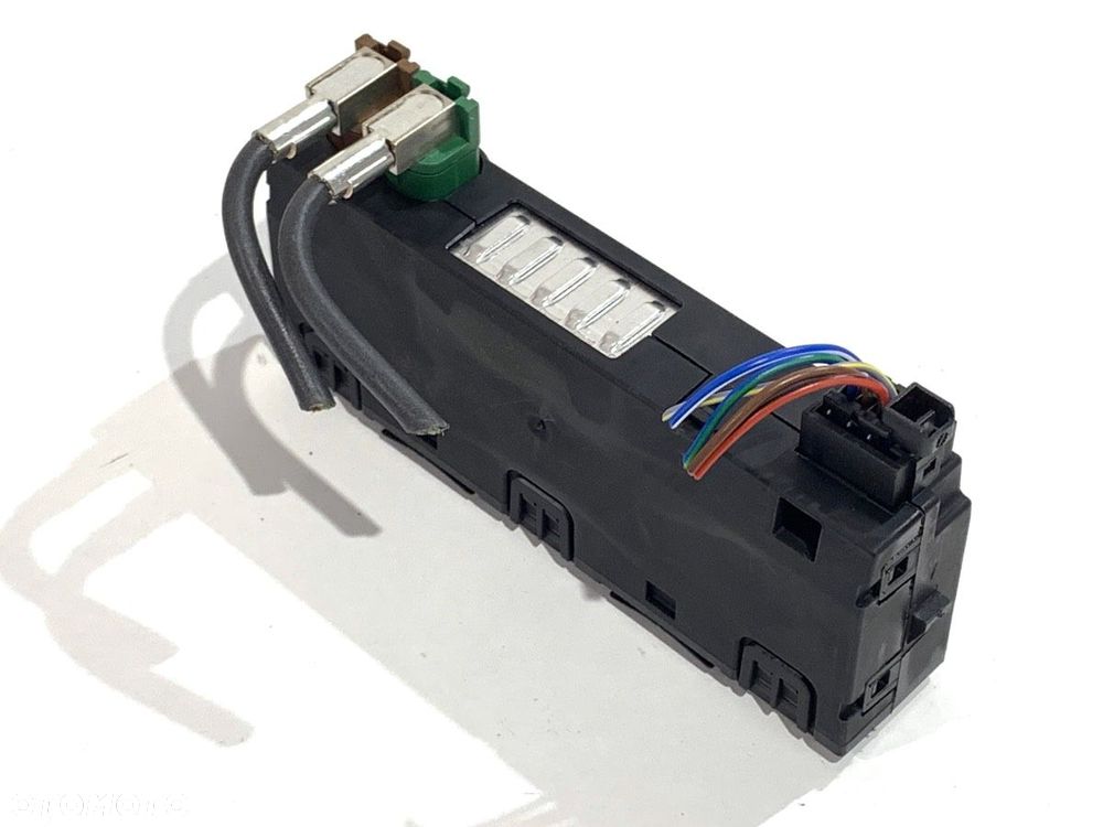GNIAZDO USB  AUDI A8 D5 (4N2, 4N8) 2017 - 2022 50 TDI Mild Hybrid quattro 210 kW [286 KM] Hybryda - 3