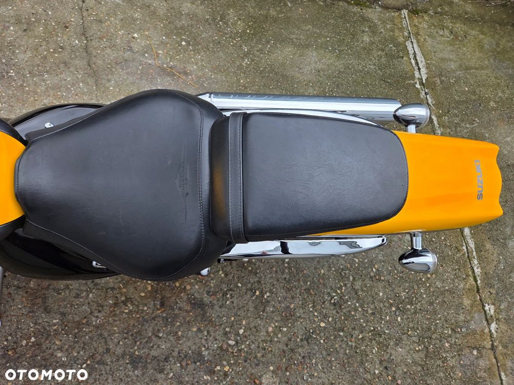 Suzuki Intruder - 31