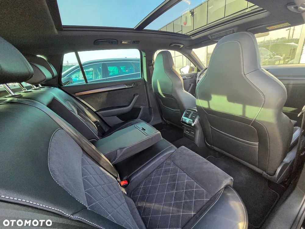 Skoda Superb 2.0 TDI SCR 4x4 Sportline DSG - 19